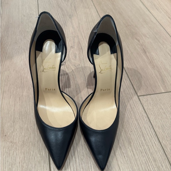 Christian Louboutin Black Heels with Red Soles - Picture 3 of 3